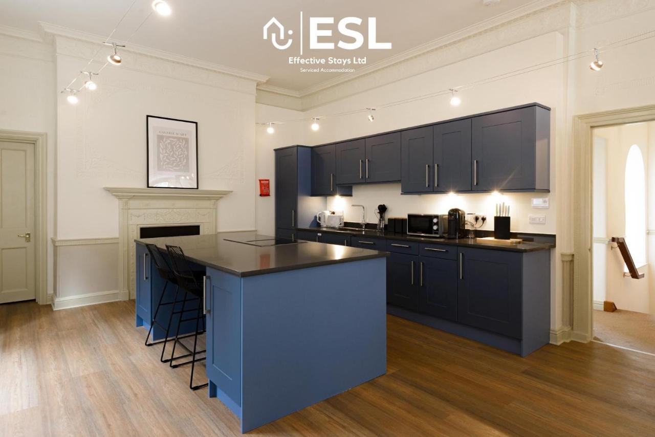 Most Central Luxury Grade 2 Listed Apartment Overlooking Shrewsbury Square - Free Parking מראה חיצוני תמונה